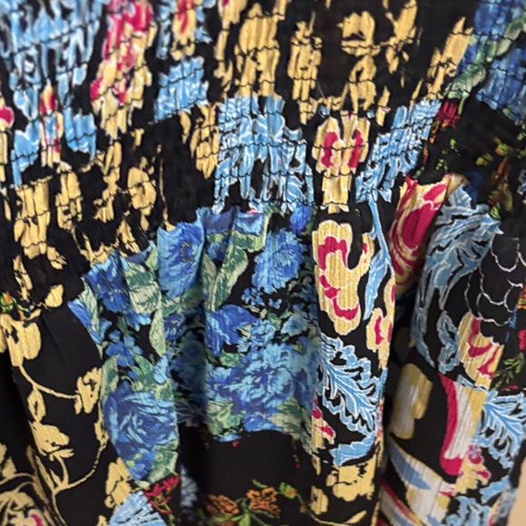 Zara Multicolor Floral Patterned romper large - Picture 4 of 6